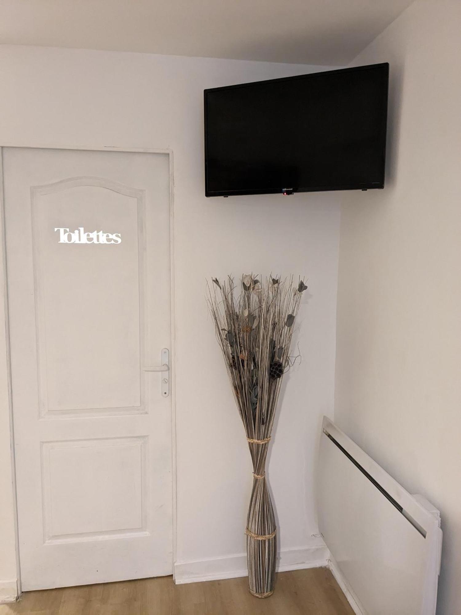 Thieux  A 7 Minutes De L'Aeroport Cdg 1 Bed & Breakfast エクステリア 写真