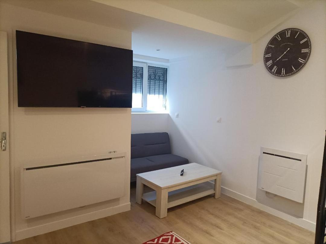Thieux  A 7 Minutes De L'Aeroport Cdg 1 Bed & Breakfast エクステリア 写真